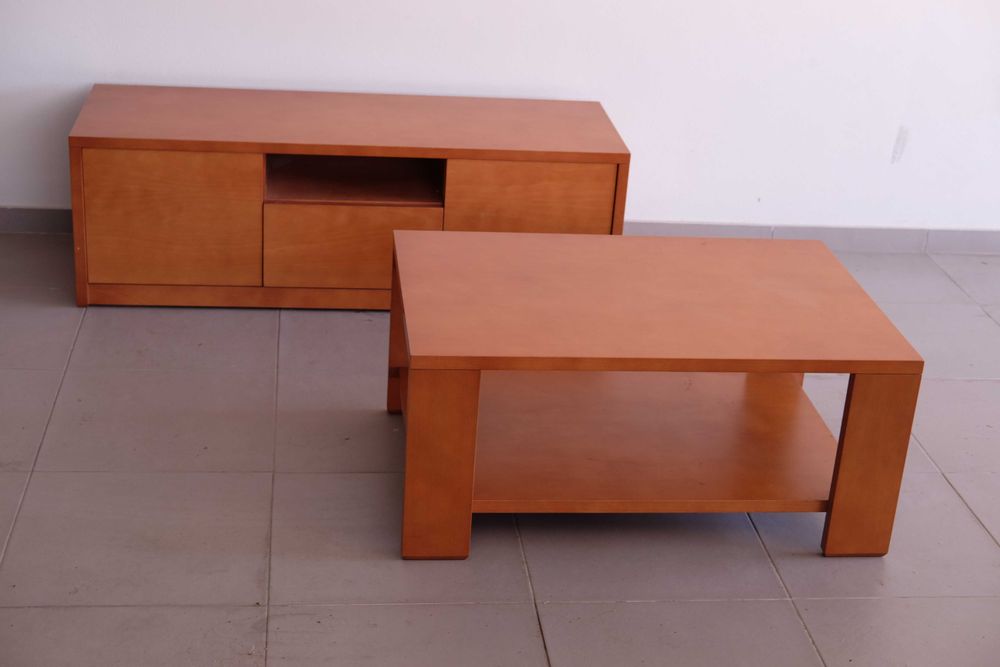 Móvel de TV + mesa de centro