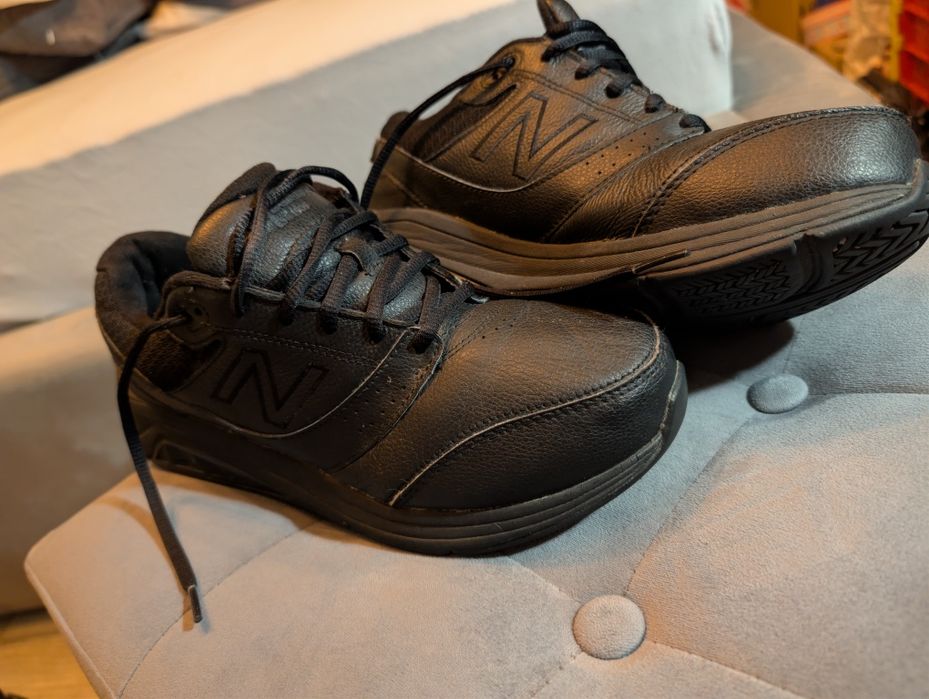 Buty damskie skórzane New balance 928v2