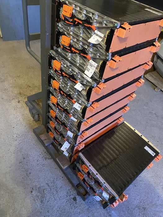 Продам батарею FORD MUSTANG MACH-E.