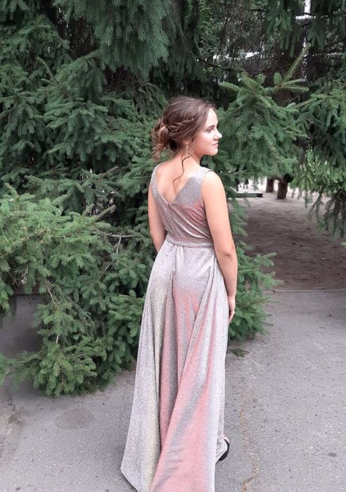 Вечернее платье