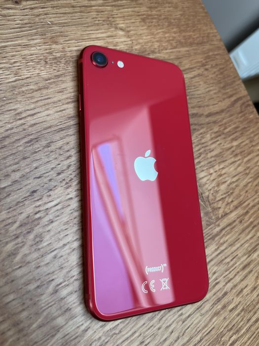 iPhone SE 2020 / 83% baterii