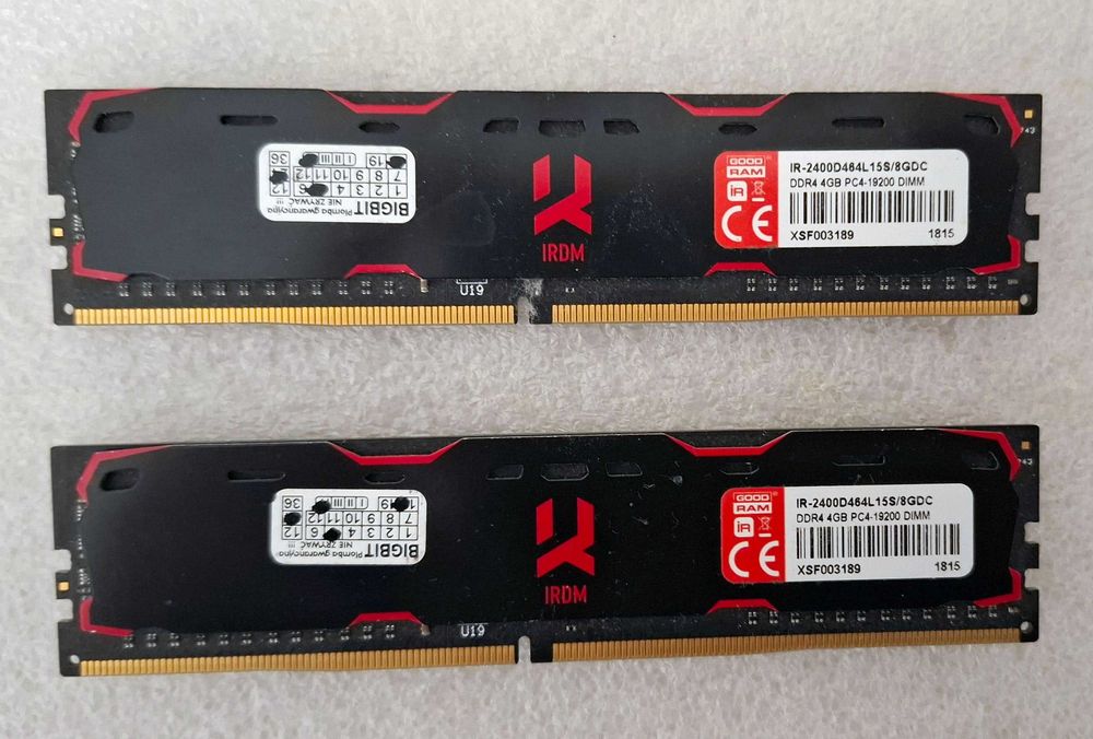 Pamięci Ram GoodRam IRDM DDR4 8GB (2x4GB) 2400MHz