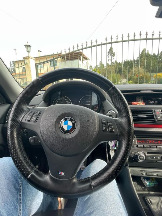 Bmw x1 cor :cinzento