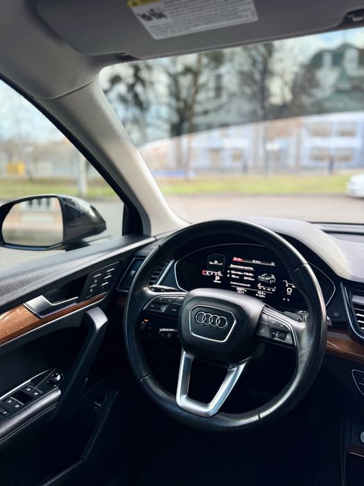 Audi Q5 Premium Plus