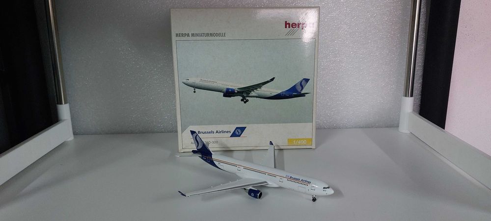 Avião Boeing Aviões Airbus escala 1/400 em Metal Varios Ver Fotos 37