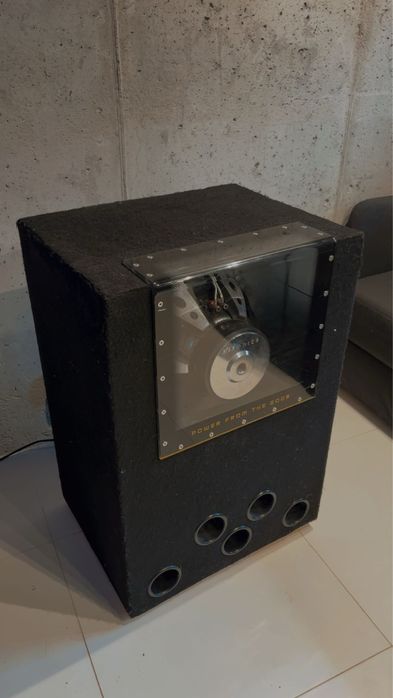 Subwoofer hifonics 500w rms (opis)