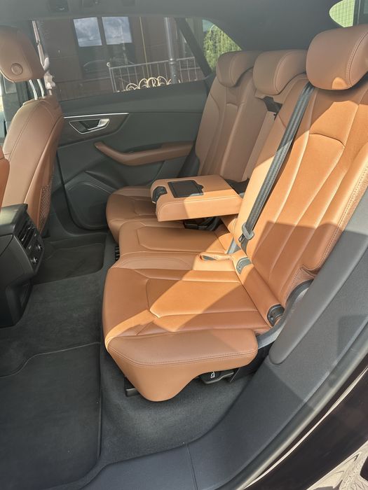 AUDI Q8 3.0 D 2021 офіц.