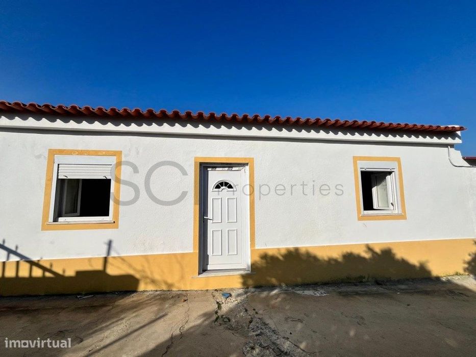 Moradia em Portel com excelentes áreas.