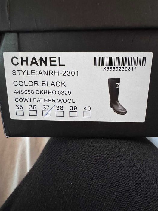 Жіночі гумові чобітки CHANEL з натуральної шкіри
100% нові