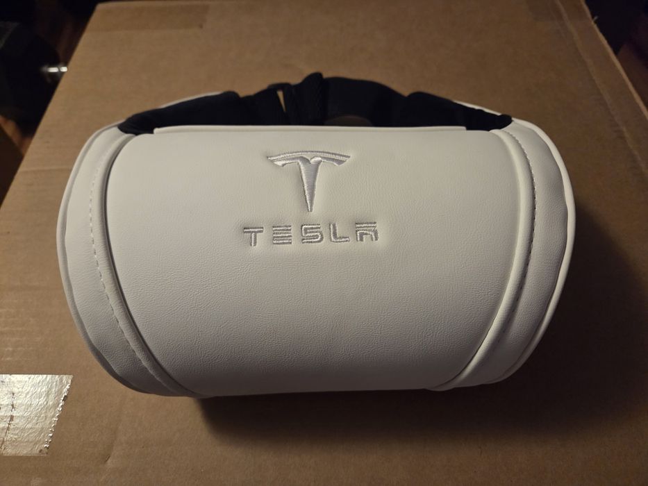 Poduszka pod głowę do Tesla 3 lub Y