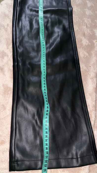Шкіряні брюки stradivarius