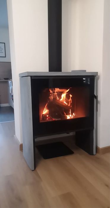 Sprzedam kominek wolnostojacy