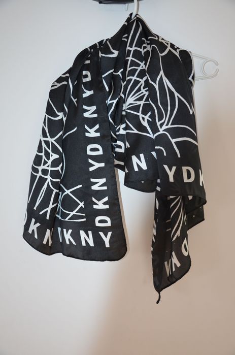 duża chusta/apaszka DKNY pareo czarno-biała