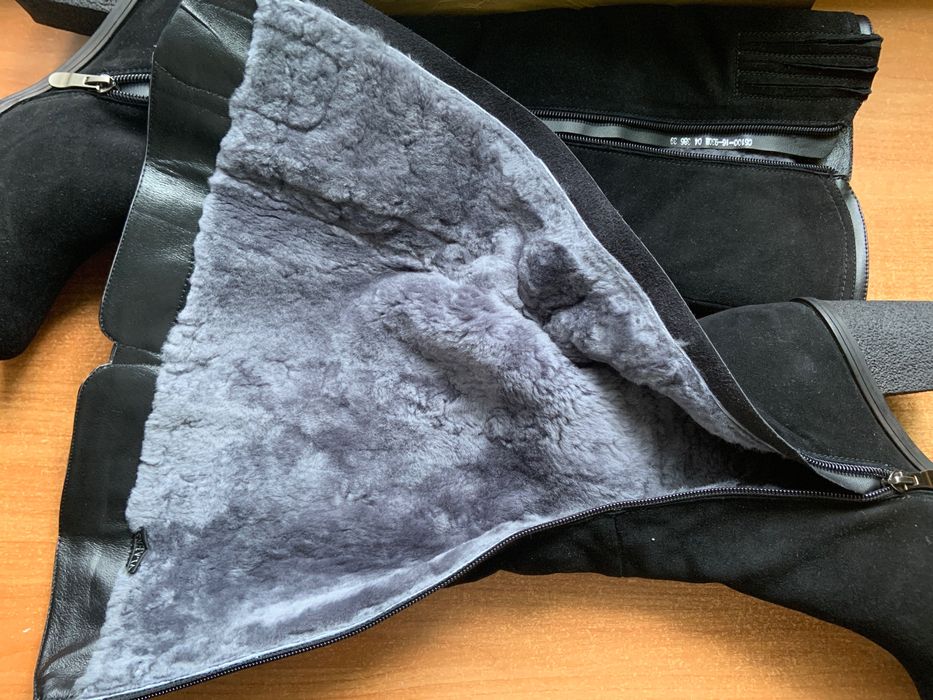 Сапоги чоботи натуральний замш +хутро чорні зима р.39 Vlaers нові