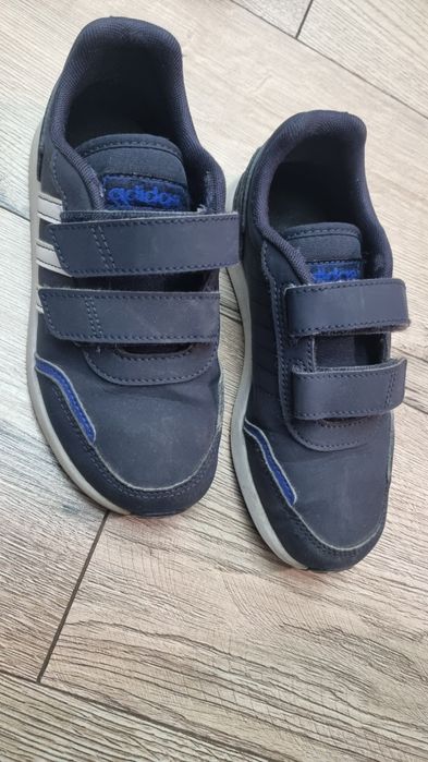 Adidasy chłopięce 31