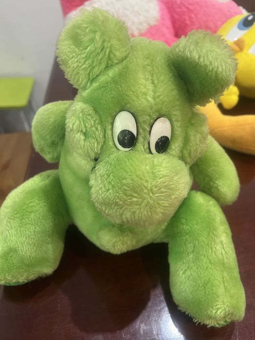 3 Peluches de tamanho médio