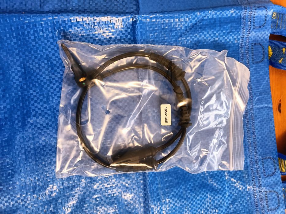 Vendo peças suspensão frente novas Renault Megane 3