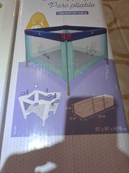 Conjunto de parque e espreguiçadeira para bebé novo ainda em caixa