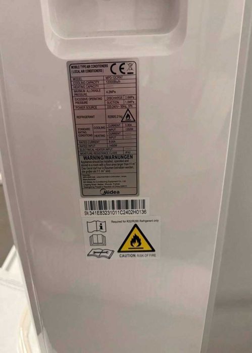 Klimatyzator przenośny Midea 12000 BTU z akcesoriami