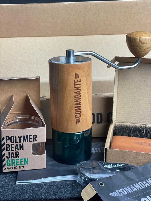 Młynek Comandante C40 MK4 Nitro Blade-American Cherry Grinder