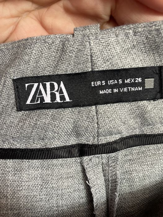 Брюки  з віскози від Zara