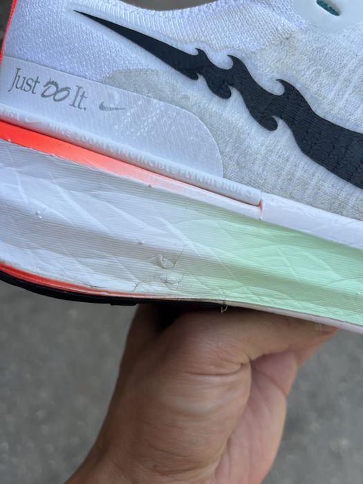 Кросівки Nike Zoomx Invincible 3