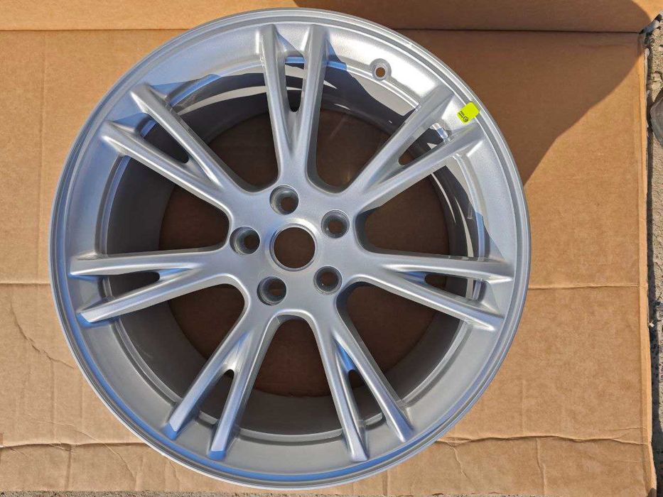 Диск колісний R19X9.5J ET45, Apollo - Sonic (Silver) - Tesla Model Y