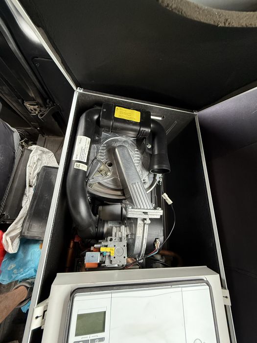 Vaillant VHR NL CW 4/5-3 R2 – kocioł gazowy 28 kW – CWU + CO