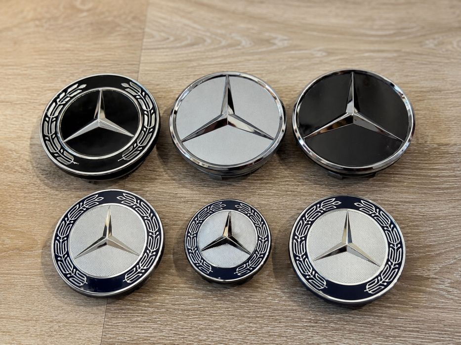 Продам нові значки Mercedes-Benz різних розмірів і дизайнів.