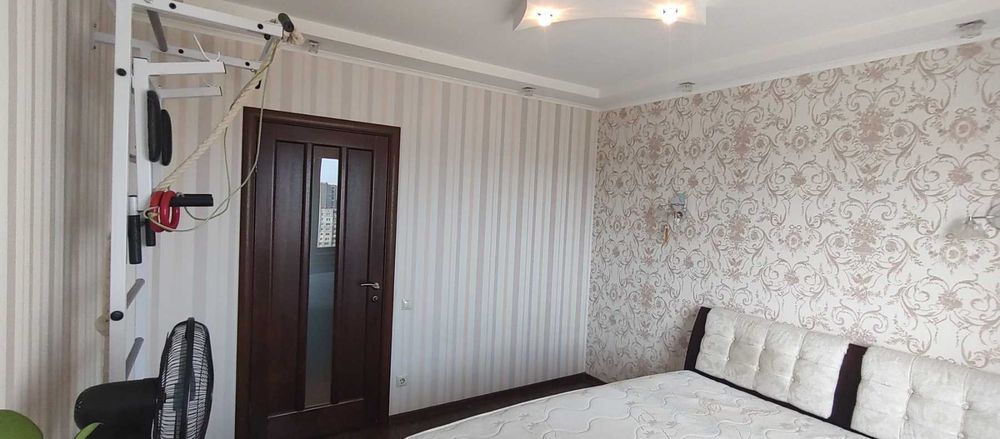 2 комн Троещина Бальзака 55 ТРЦ Район 13эт Евроремонт 2017 55квм