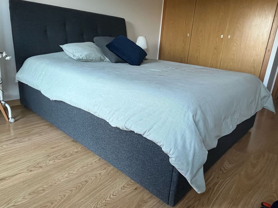 Cama Ikea, como nova