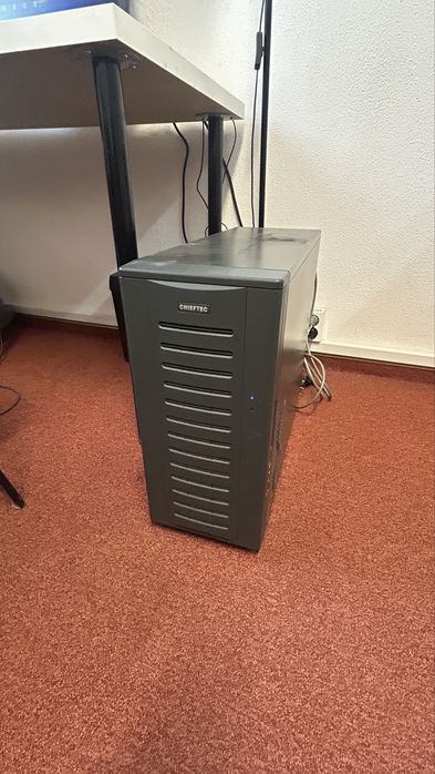 Komputer PC stacjonarny. Gotowy do Pracy i Rozrywki!