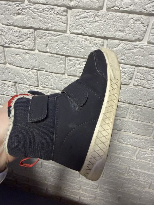 Продам зимові черевики Reima 26 розмір