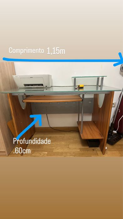 Secretaria com oferta de impressora