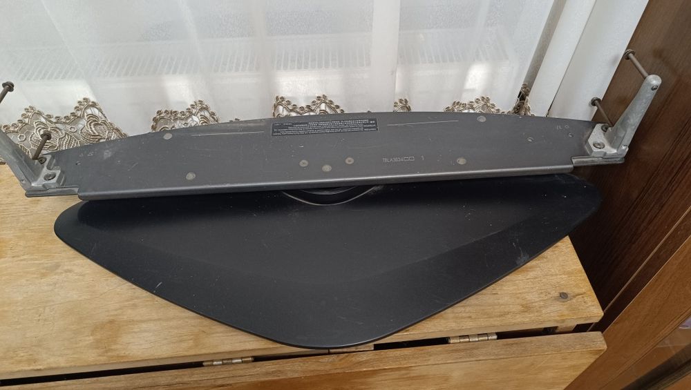 Телевізор Panasonic TH-R42PV700 42 дюйми