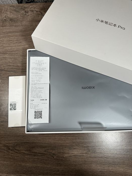 Ноубук XIAOMI LAPTOP 15 OLED i5 16/1 TB nvidia gforce 2 GB