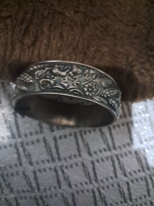 Pulseira prata antiga quatro estações