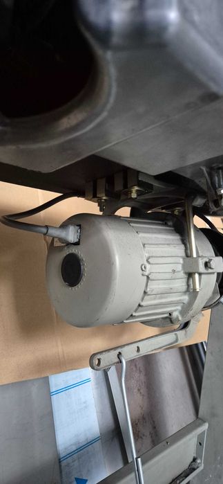 Maszyna do szycia JUKI DDL 555