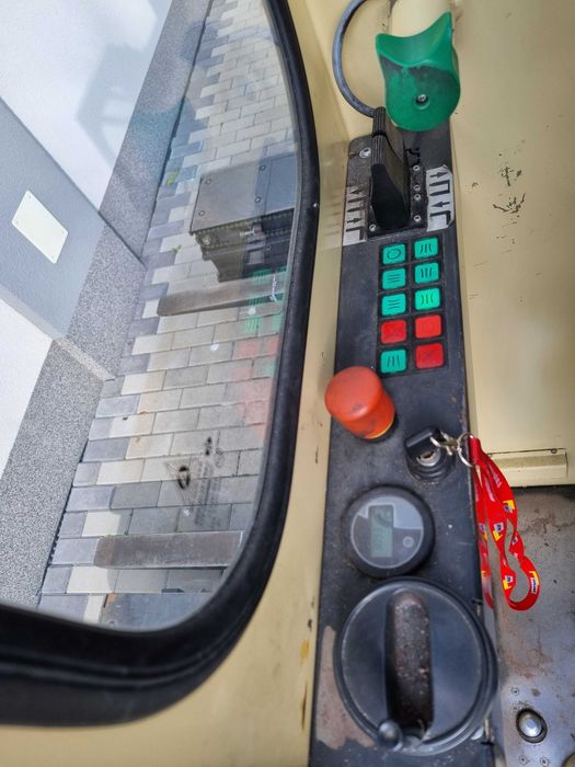 Wózek widłowy boczny HUBTEX MS-16 do dłużyc 4-kierunkowy 5m triplex