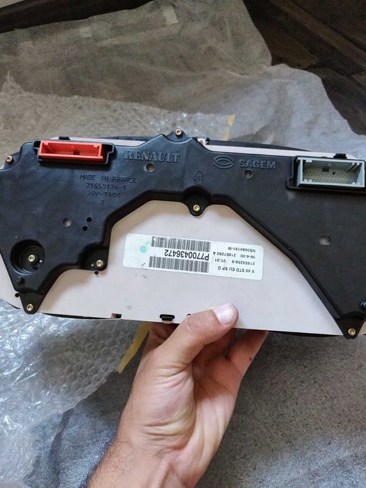 Vário material Clio 2 fase 1