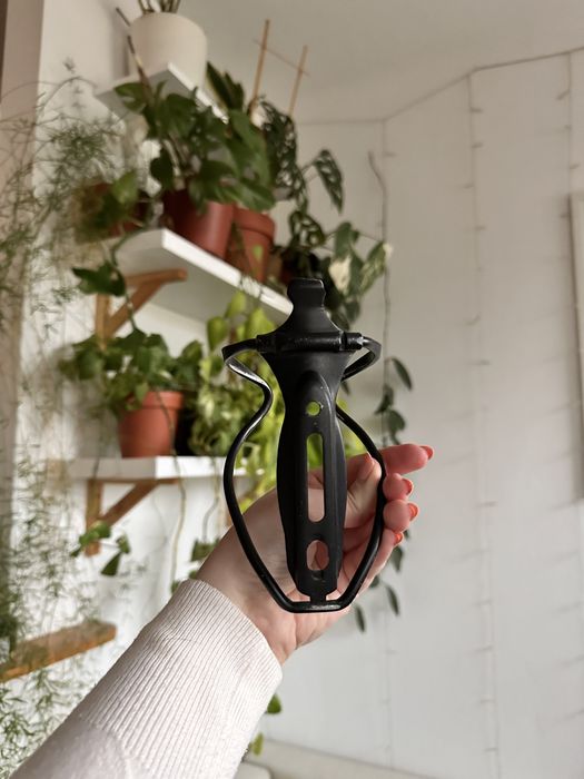 Uchwyt rowerowy na bidon Massload czarny