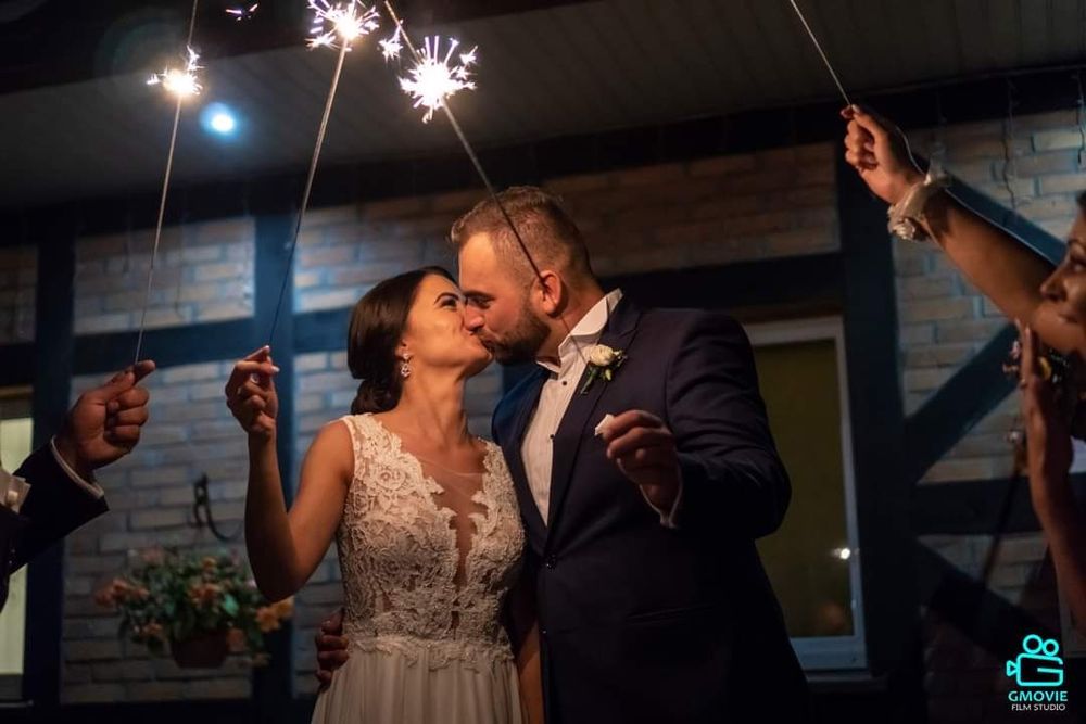 Suknia ślubna gipiura muślin dekolt siatka wycięcie