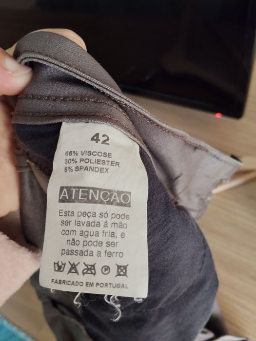 Calças em bom estado