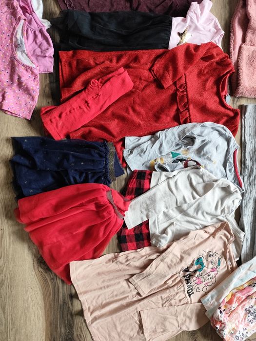 Zestaw ubranek 116 / 122