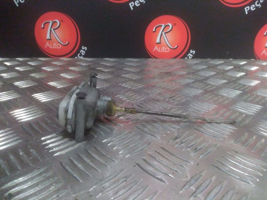 Fecho Da Tampa Do Combustivel Volkswagen Golf Iii (1H1)