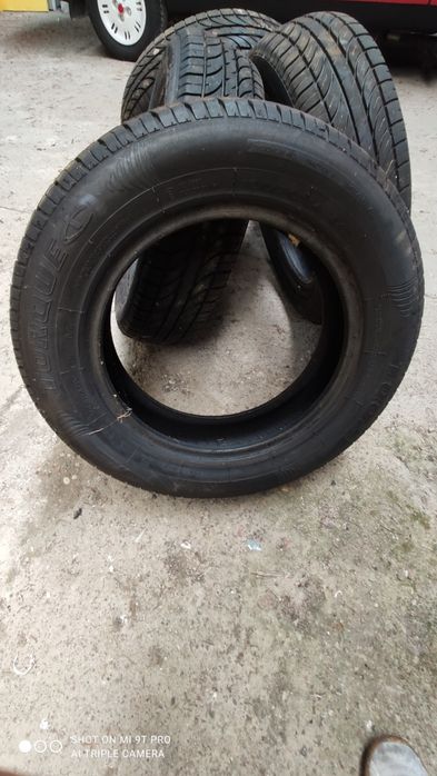 Opony letnie o rozmiarze 165/70 R14