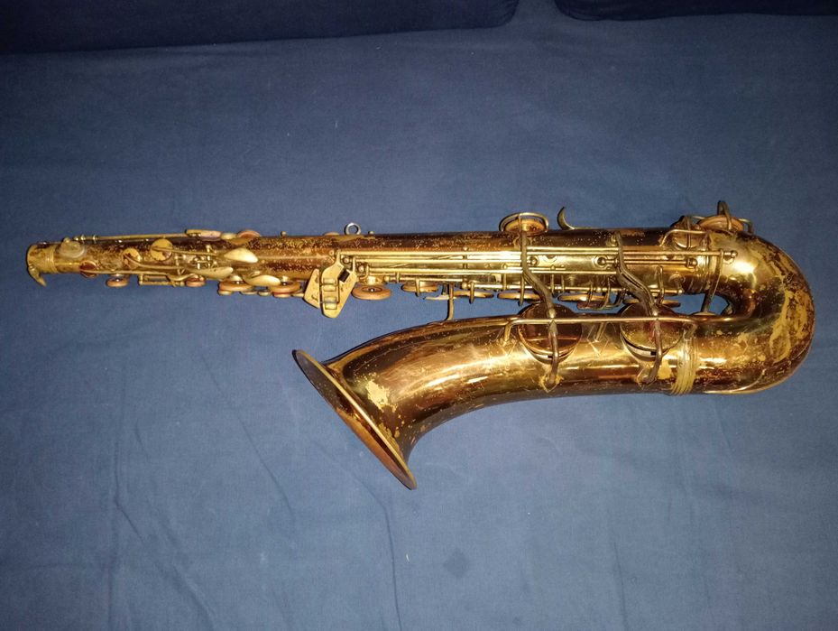 Saxofone Conn 10m
