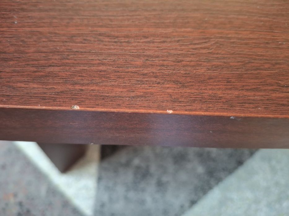 Stolik kawowy ,kolor wiśnia