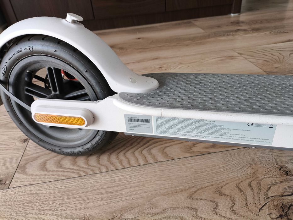 Hulajnoga elektryczna Xiaomi Mi Electric Scooter 3 GREY JAK NOWA