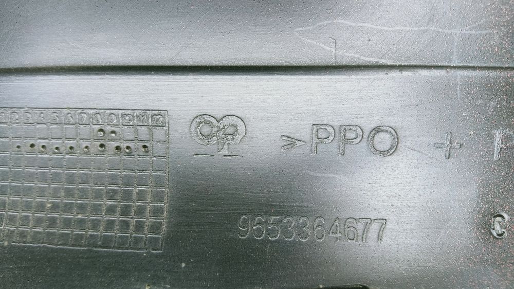 Guarda lamas Peugeot 307 ano 2007